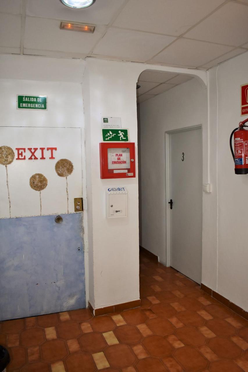 Pension Castil Granada Exteriör bild